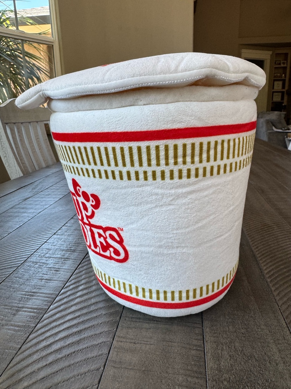 Nissin Cup Noodles - Hello Kitty Plush Container Kidrobot - Picture 3 of 15